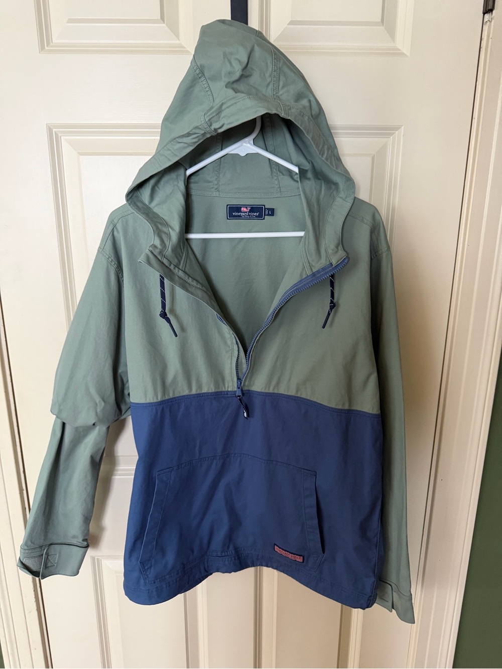 Vineyard Vines Two-Tone Hooded Anorak - Sage Green & Navy